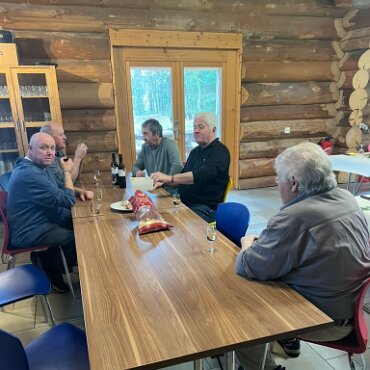 E41E207F-3922-4EAD-9324-E7927457A3F6_1_105_c