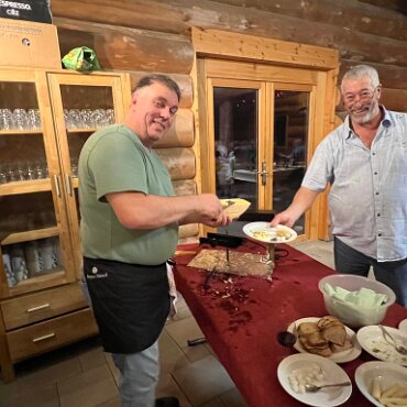 E961964B-46A4-4CBF-A1CB-A5953CD0FE44_1_105_c